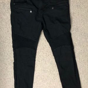 🎉HOST PICK🎉Embellish men’s black jeans SIZE 34.